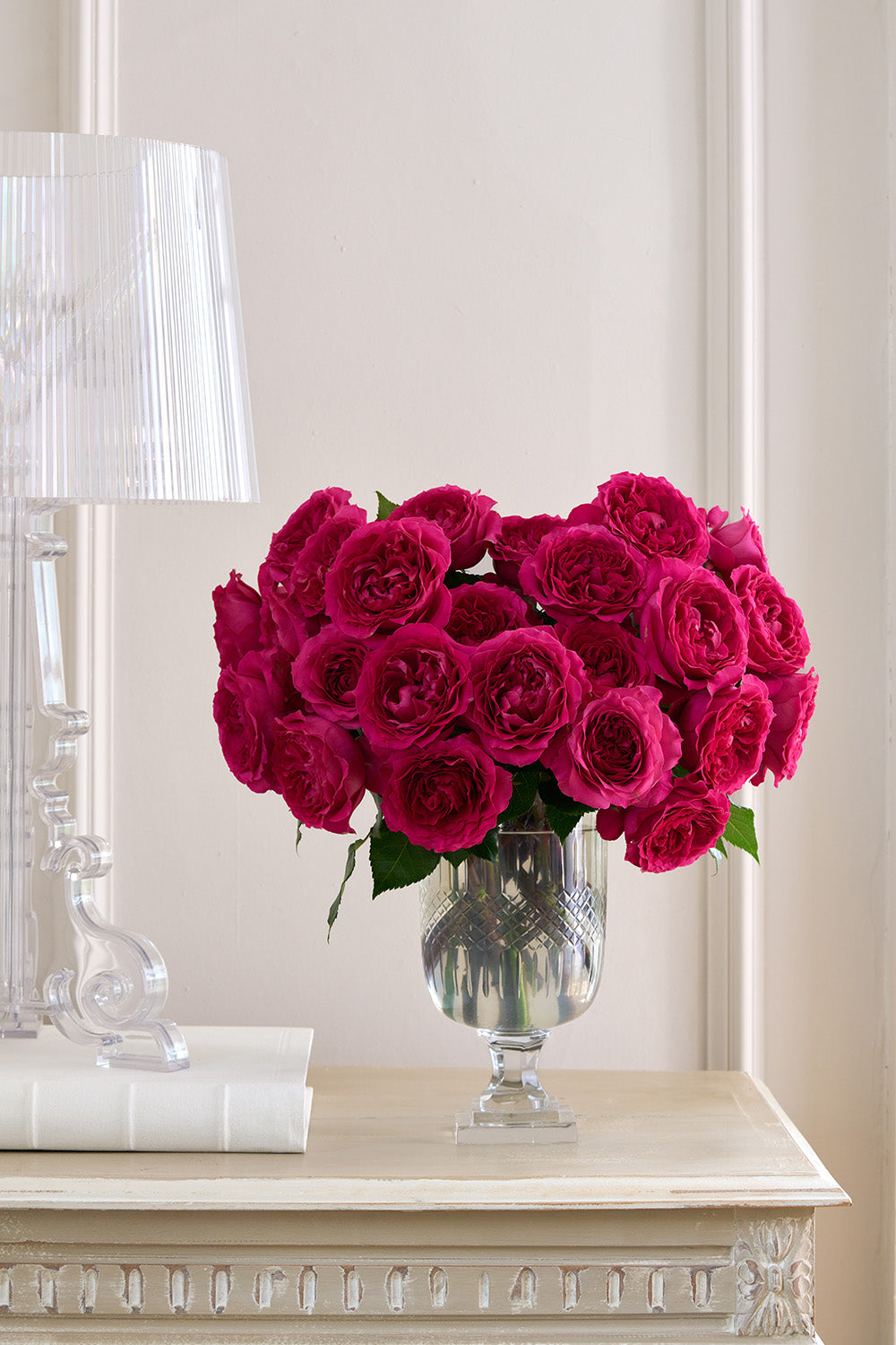 Hettie Rose Large Bouquet in Vase sat on Table