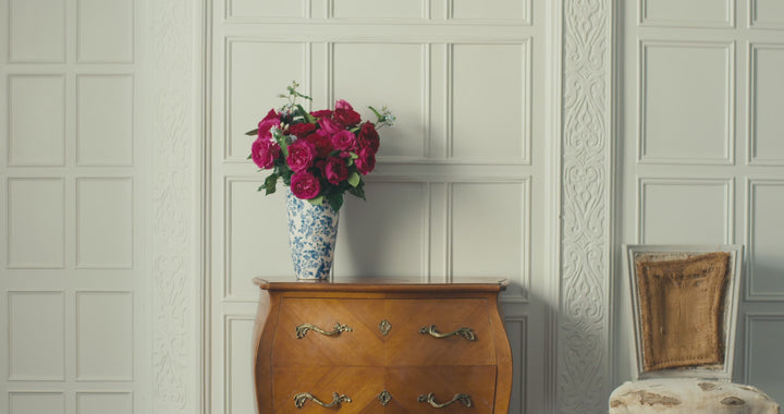 Berry Reds Rose Bouquet Styling at Home